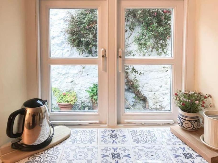 Lyme Clifftop Hideaway Lyme Regis Ngoại thất bức ảnh